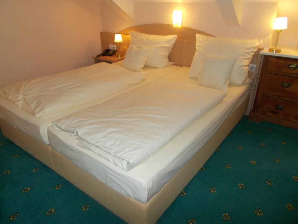 Hotel Gross Ringelai Chambre photo